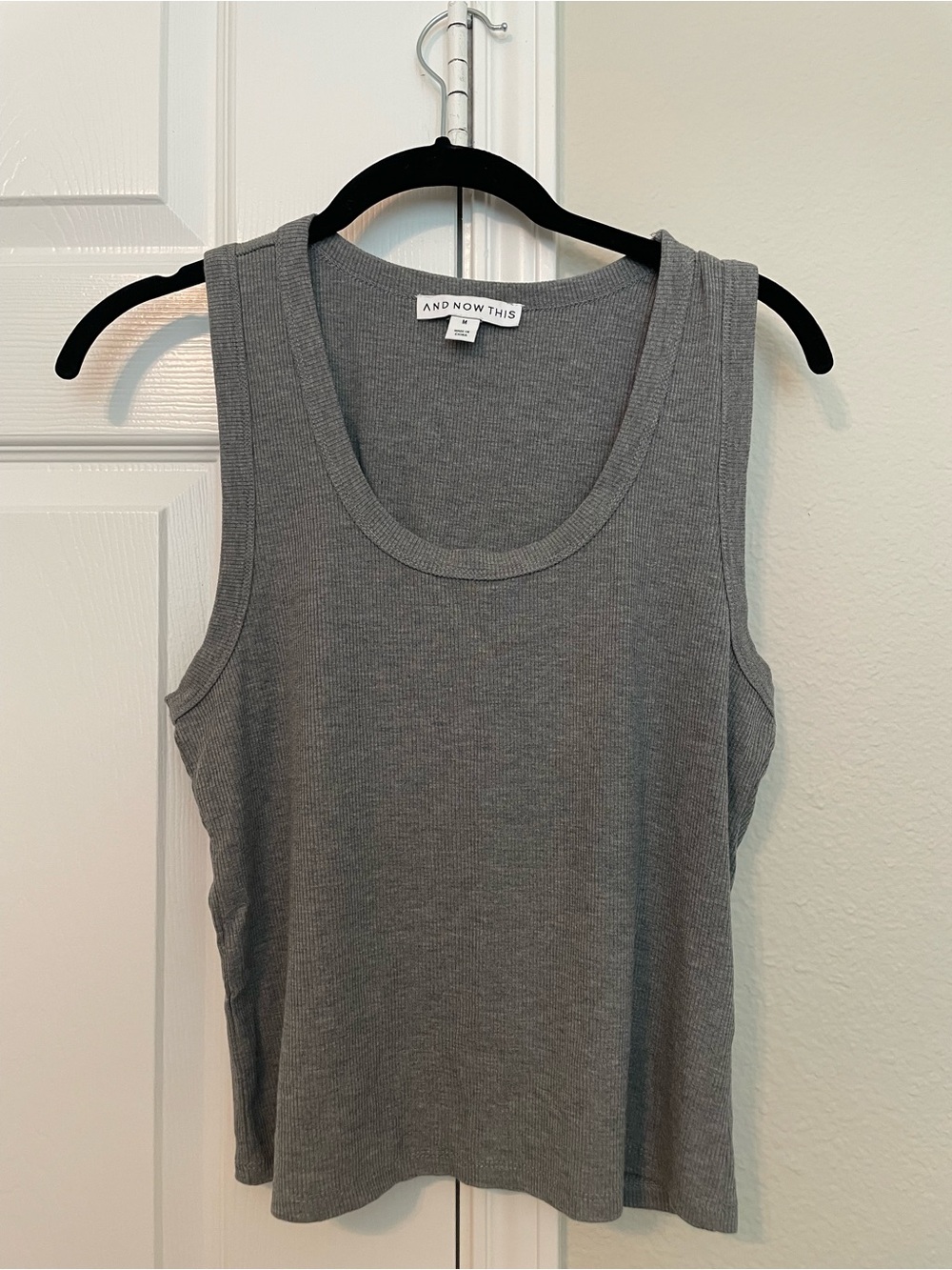 And Now This Women's Gray Ribbed Scoop Tank